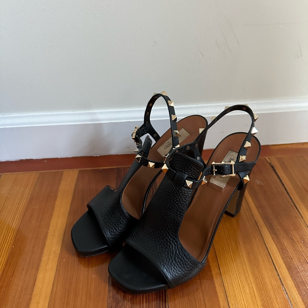 Valentino Black Rockstud Sandal - Block Heel